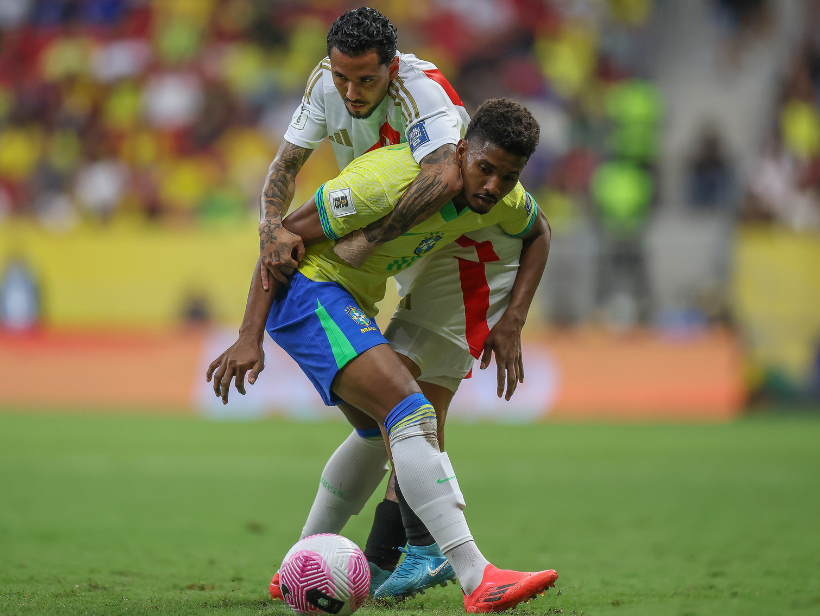 她的经历激 她的经历激